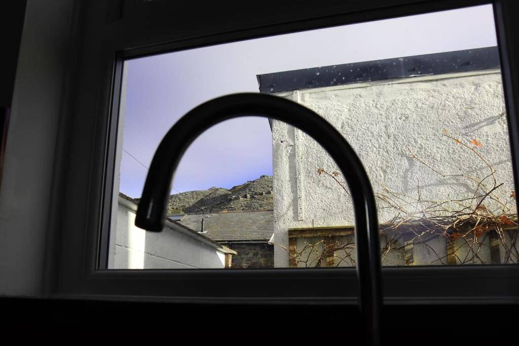 Dol Bach - Your Homely Welsh Cottage In The Heart Of Snowdonia Blaenau Ffestiniog Exteriör bild